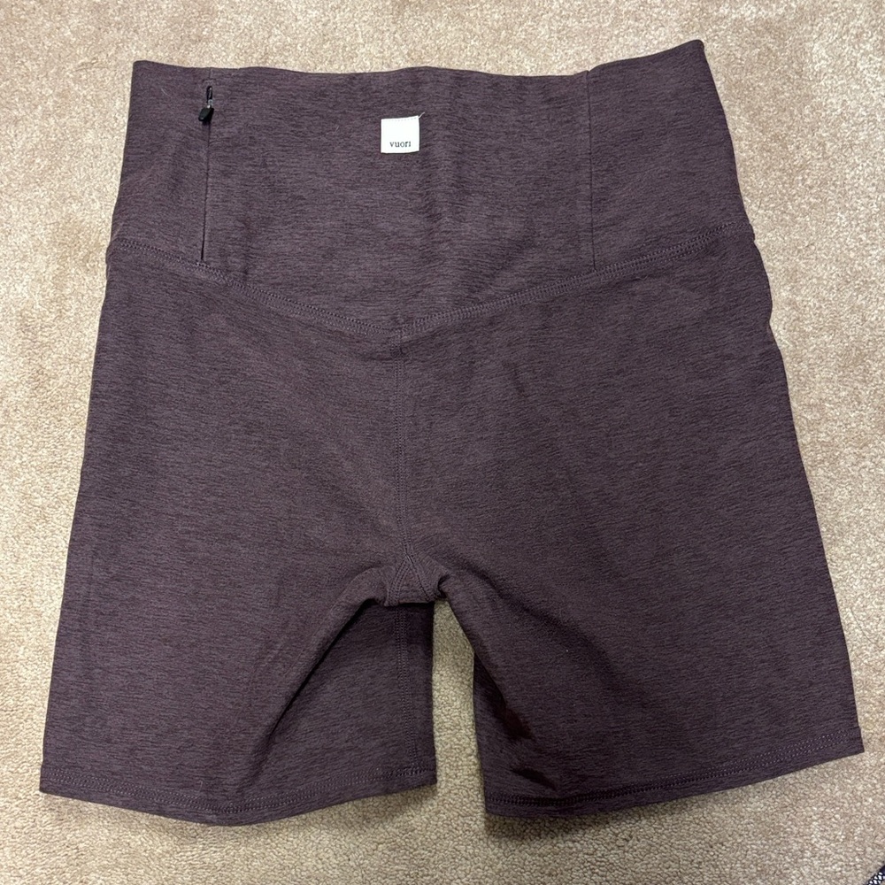 Vuori Shorts - Picture 2 of 2